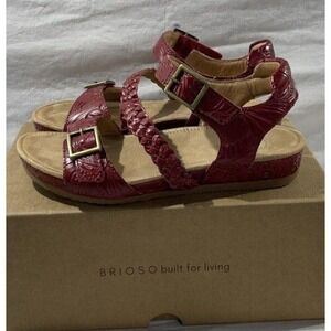 Brioso Womens Red Tooled Leather Strappy Sandals Braided Buckle Shoes Sz 7.5M
